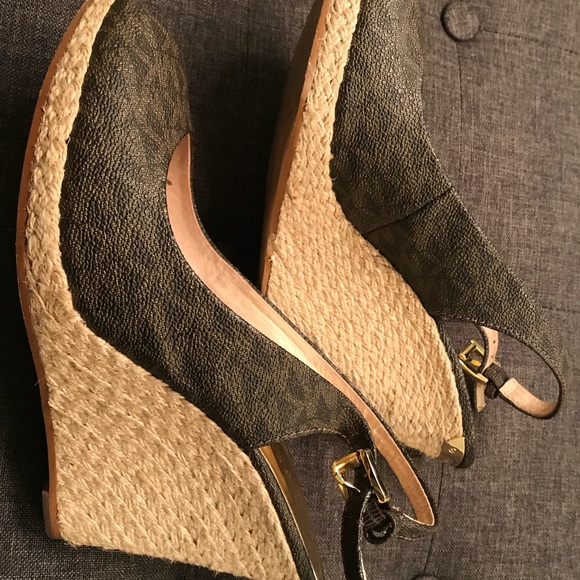 Authentic Michael Kors espadrilles shoes - Picture 1 of 8